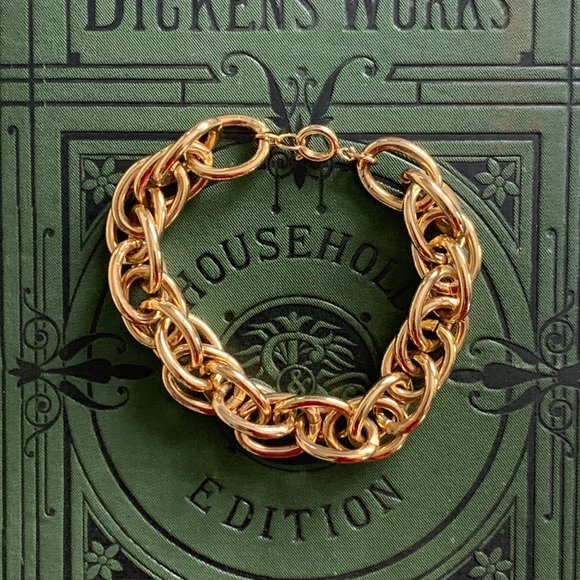 Vintage Goldtone Bracelet - Picture 4 of 12